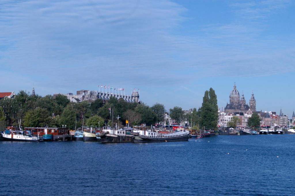 Amicitia Hotel Amsterdam Bagian luar foto